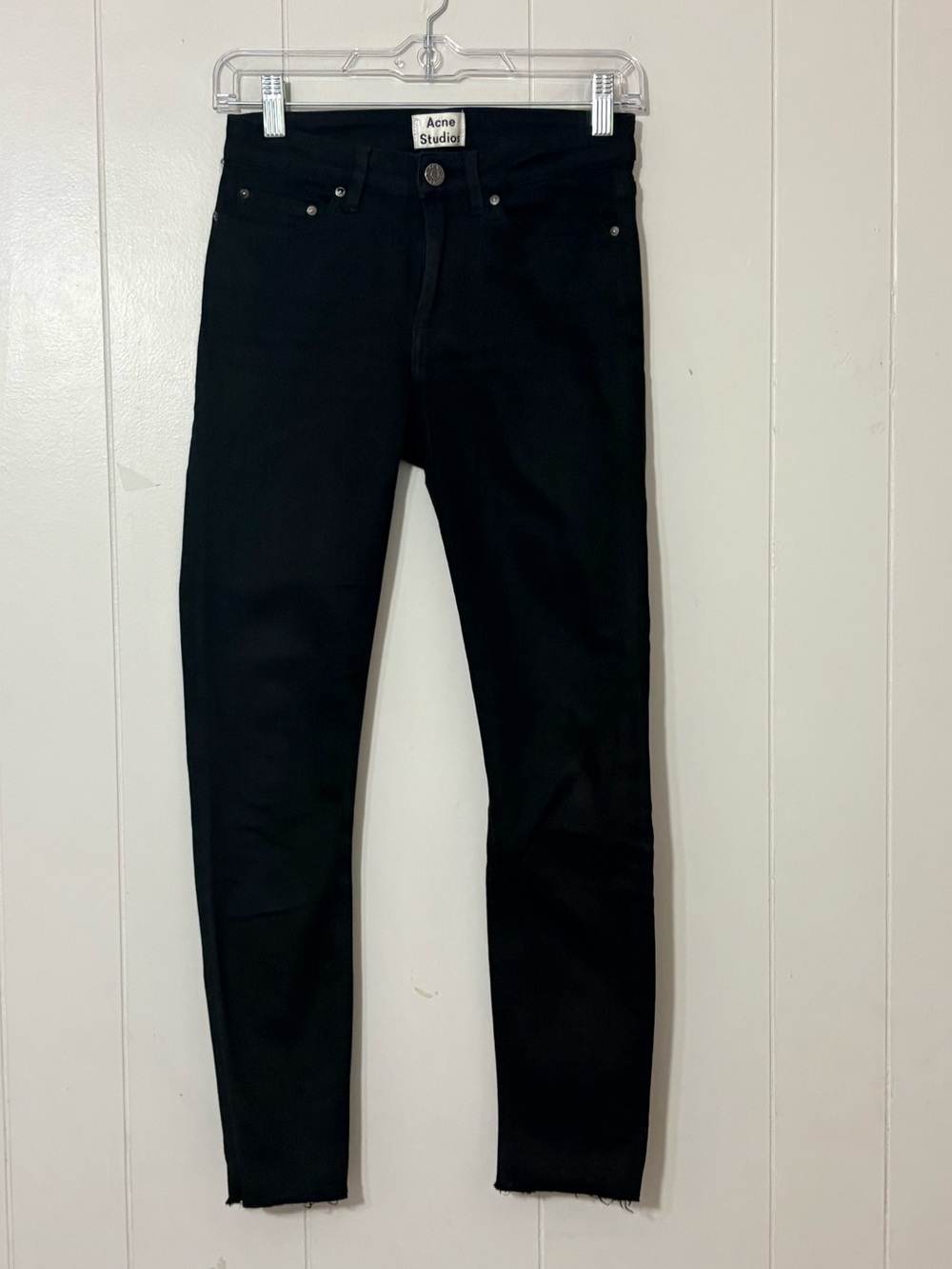 Acne Studios Skin 5 Black Skinny Jeans Size 25 Cropped Raw Hem